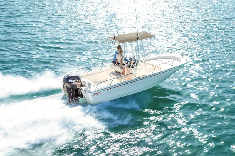 2027 Boston Whaler 190 Montauk