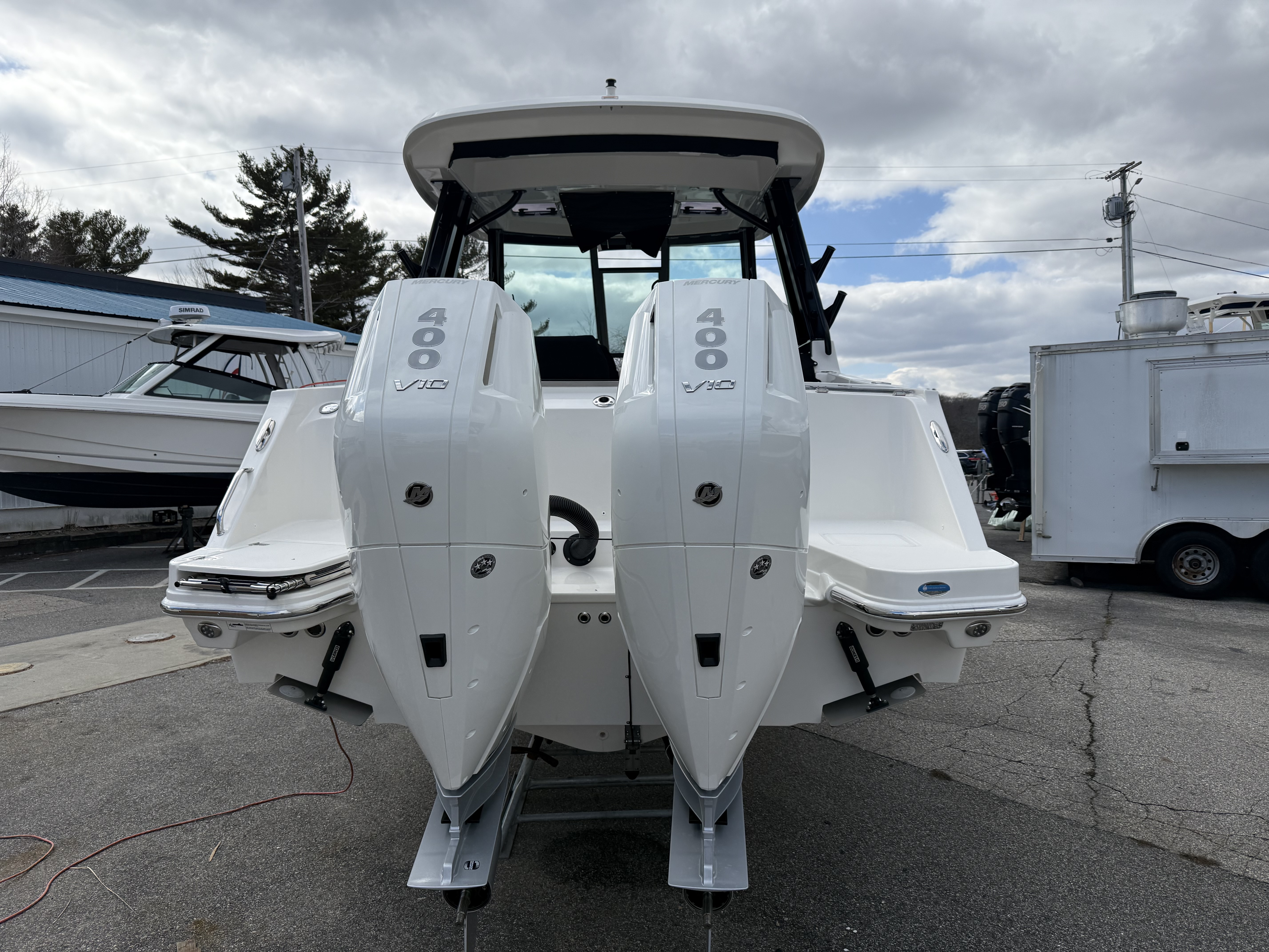 2026 Boston Whaler 330 Vantage