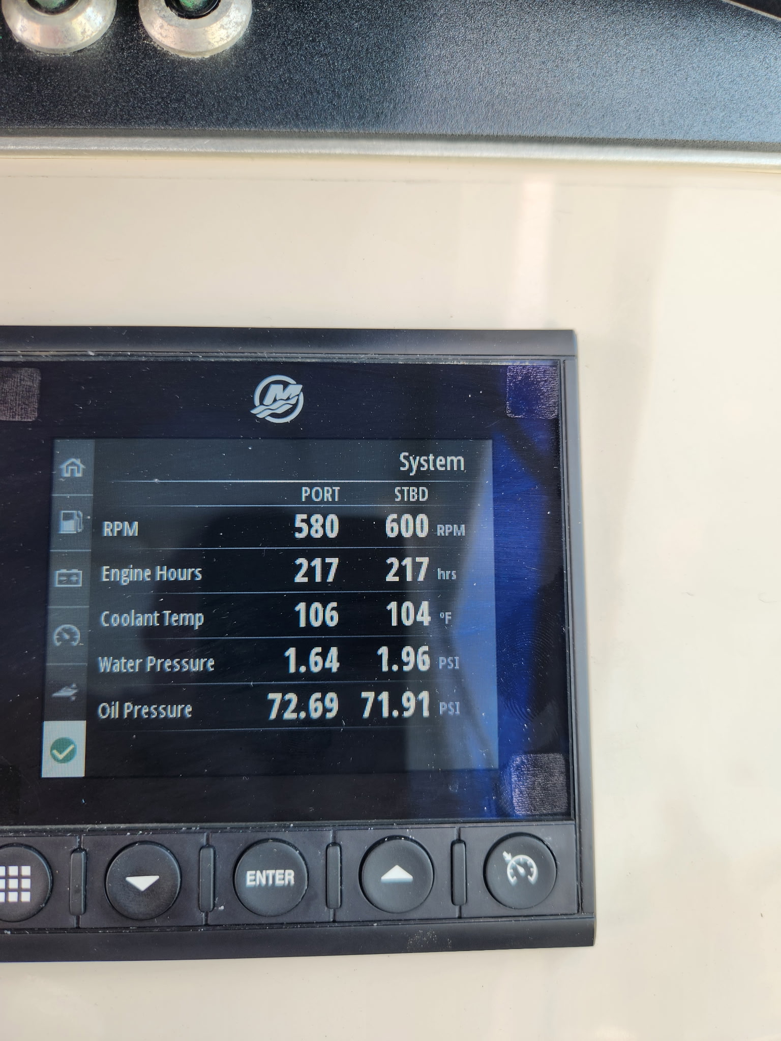 2021 Boston Whaler 320 Vantage