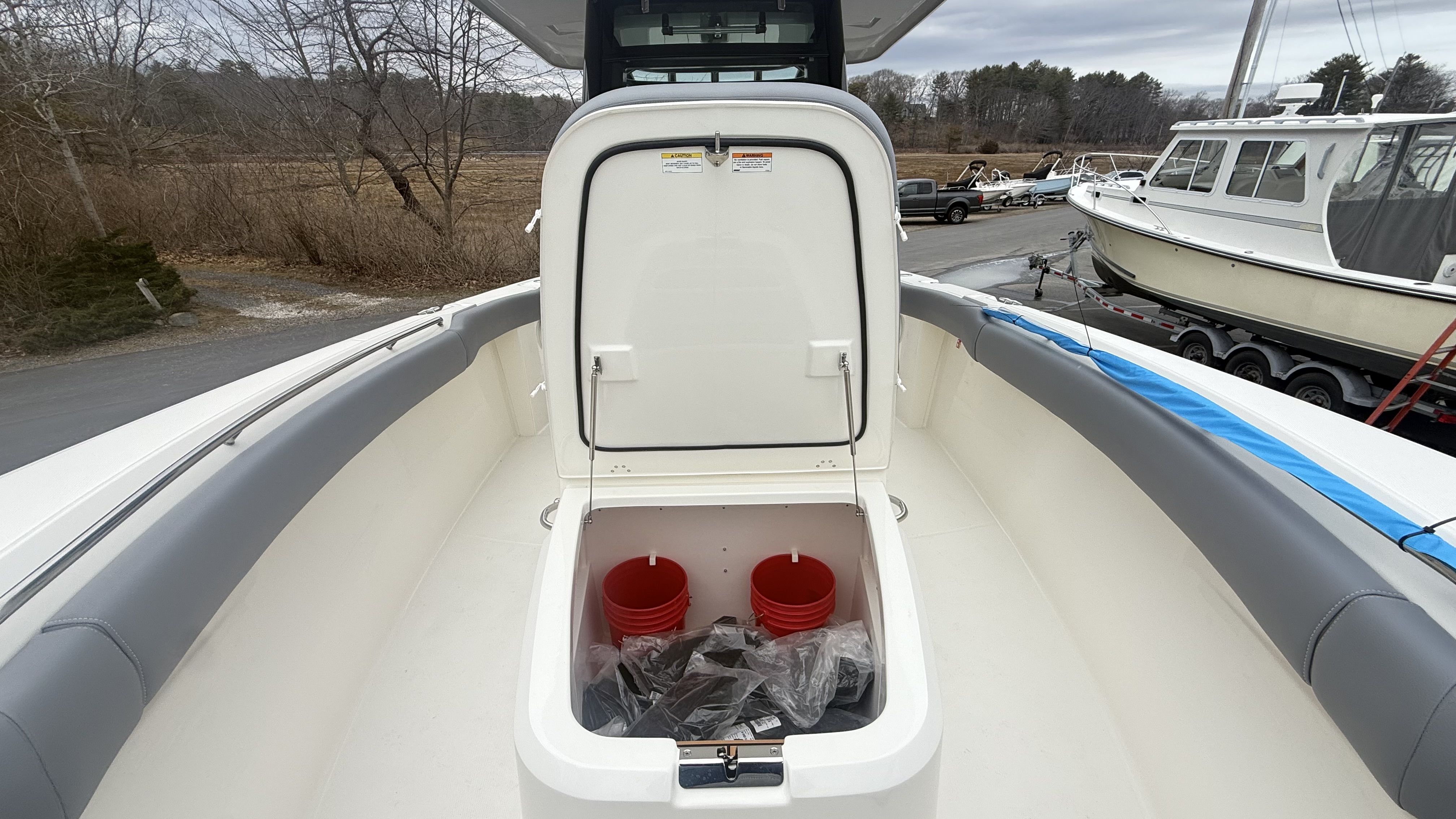 2026 Boston Whaler 280 Outrage