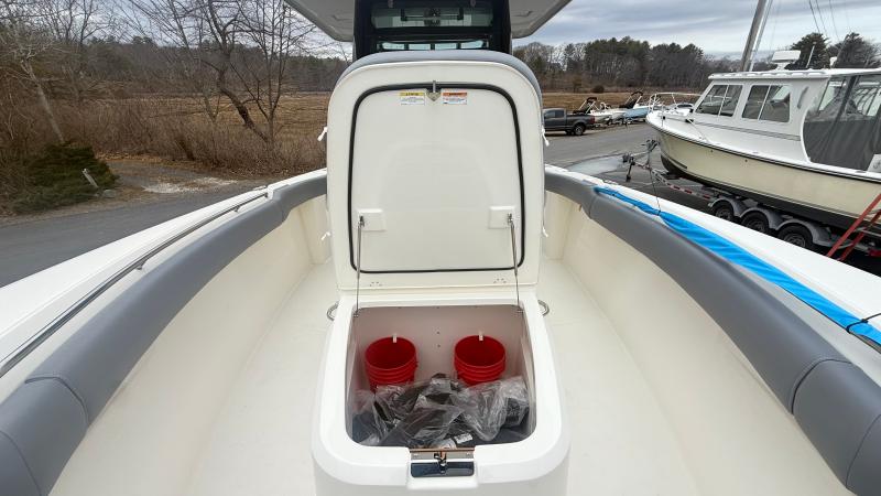 2026 Boston Whaler 280 Outrage