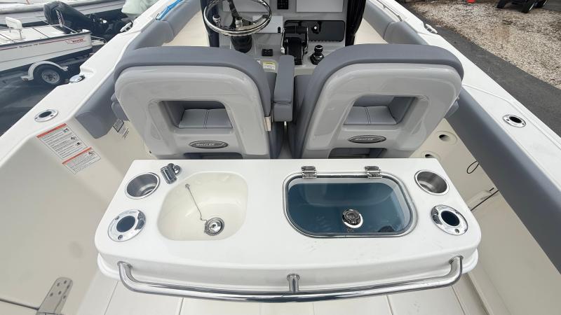 2026 Boston Whaler 280 Outrage