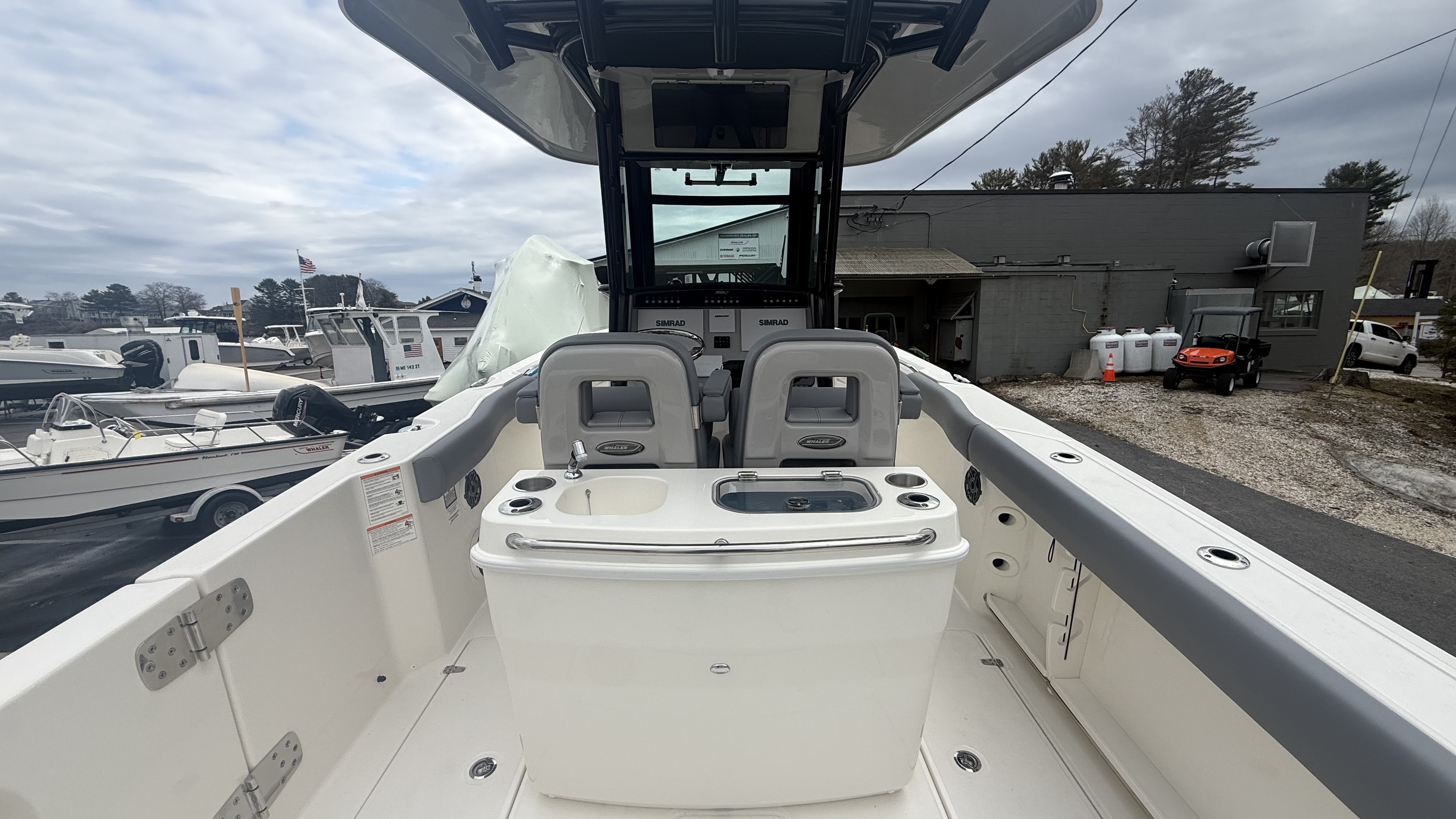 2026 Boston Whaler 280 Outrage
